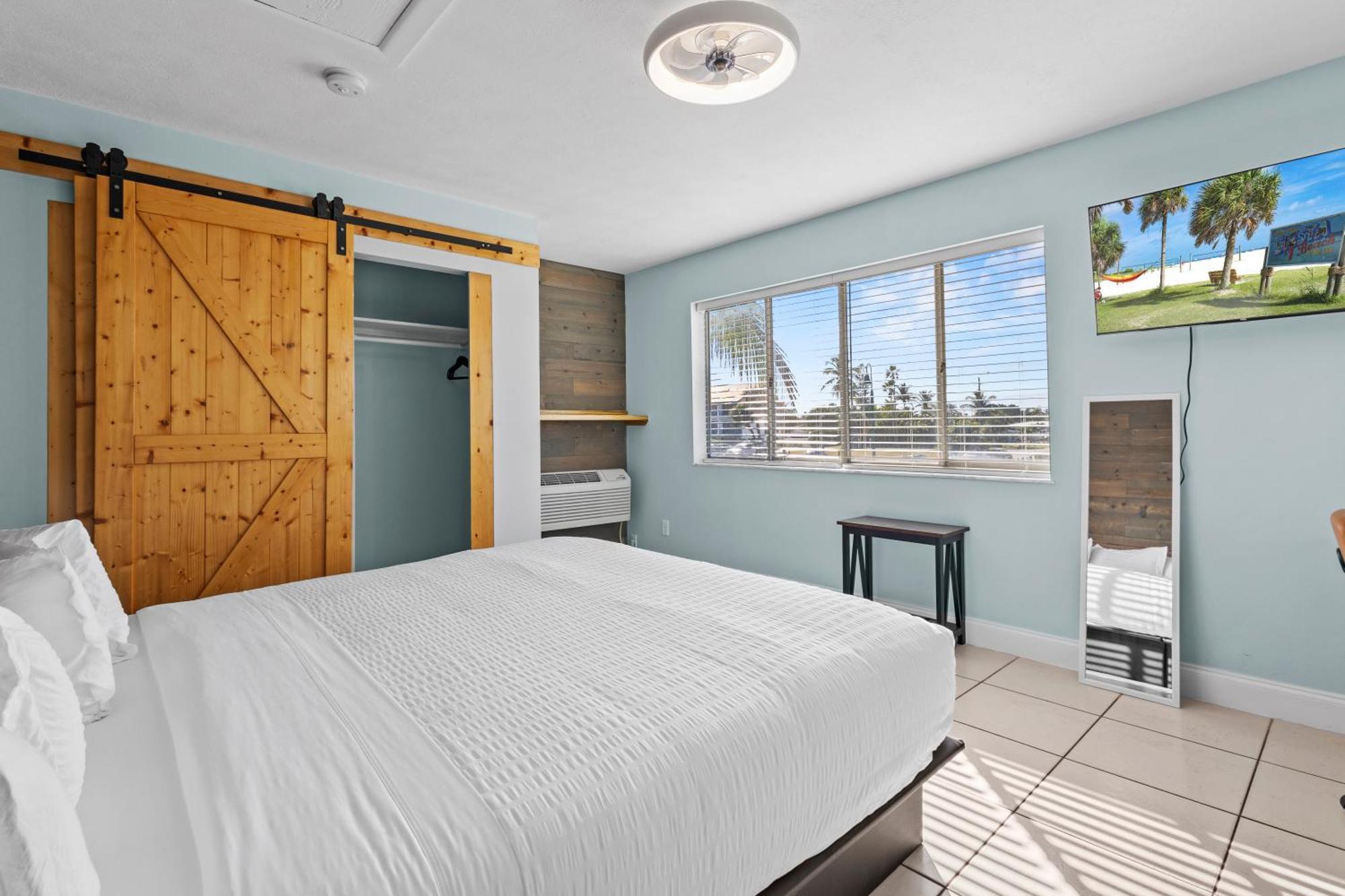 Standard Hotel Room - King Bed #2 Fort Pierce Exterior foto